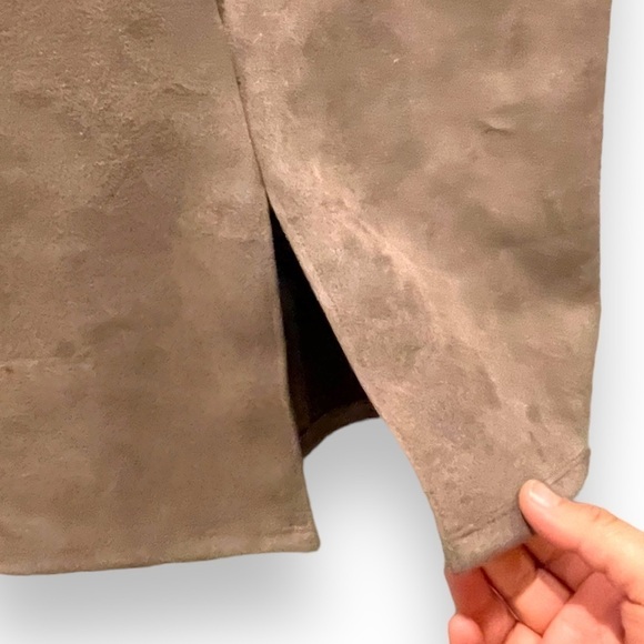 Seek The Label Faux Suede Pencil Front Slit Knee Length Taupe Skirt | Size XS - Picture 6 of 6